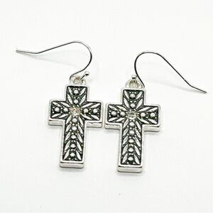 NWOT Silver tone, cross earrings,hypogenetic